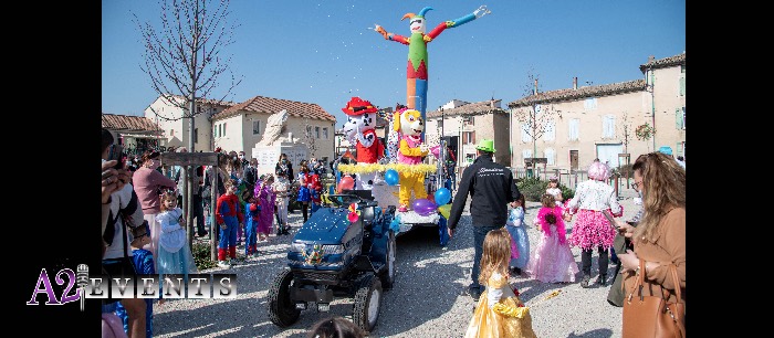 Parade carnavalesque pour fêter le Carnaval